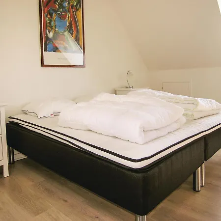 Three-bedroom Holiday In Tranekar Lohals