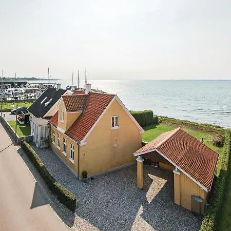 Three-bedroom Holiday In Tranekar Holiday home Lohals