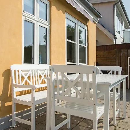 Three-bedroom Holiday In Tranekar Lohals