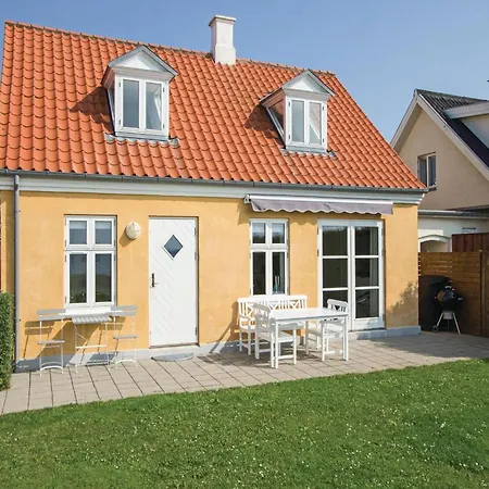 Three-bedroom Holiday In Tranekar *